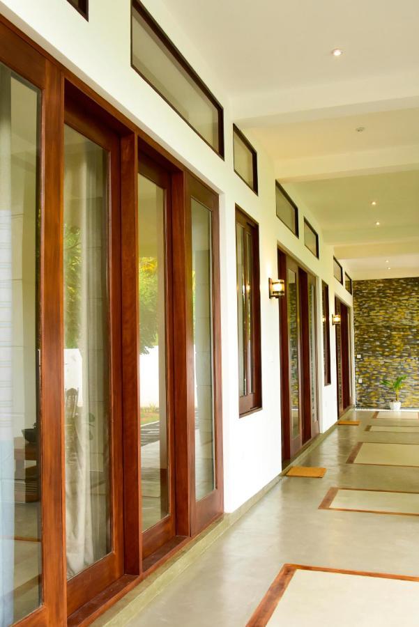 Hiru Lagoon Negombo Kültér fotó