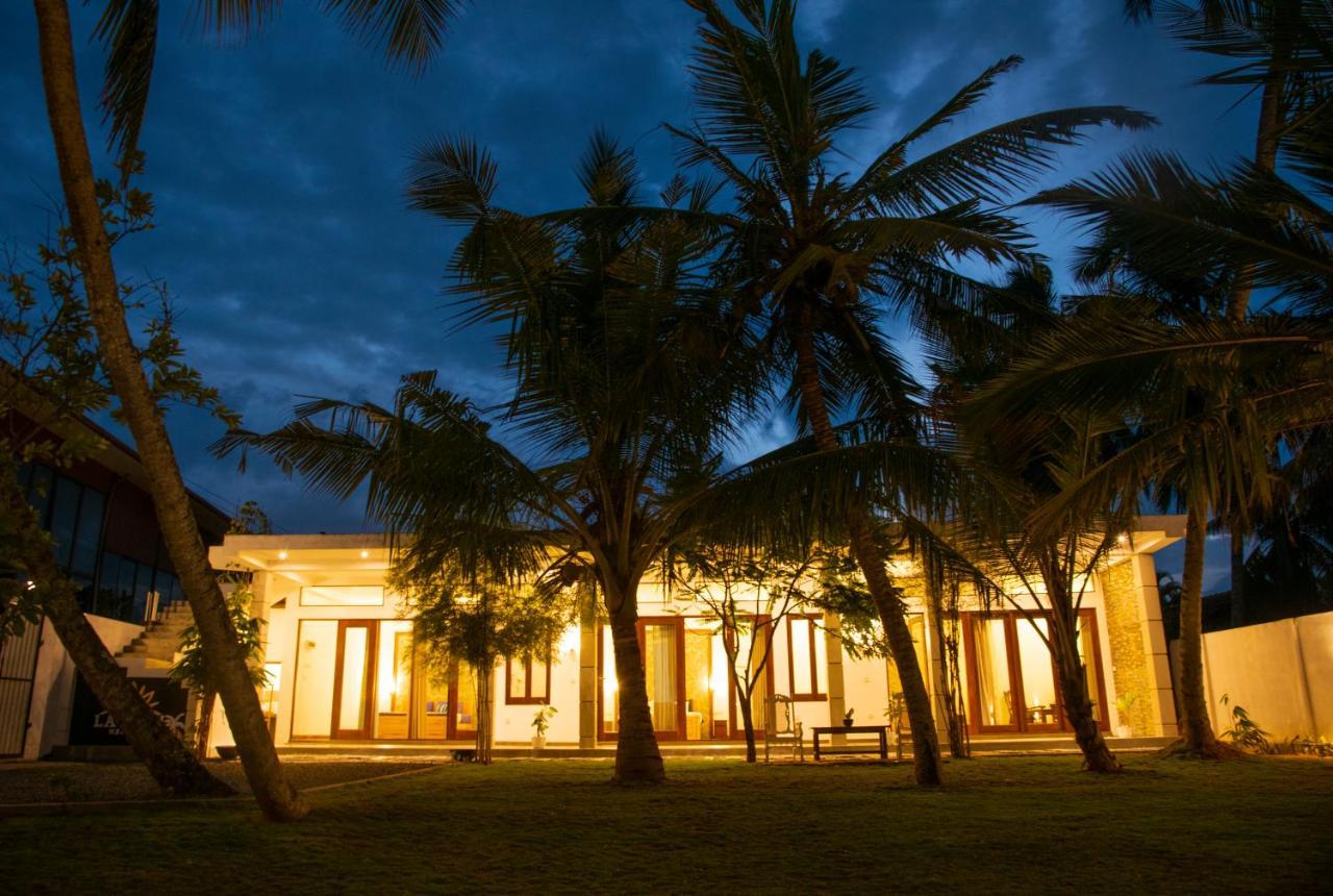 Hiru Lagoon Negombo Kültér fotó